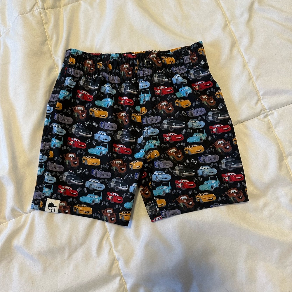 George hats walk shorts
